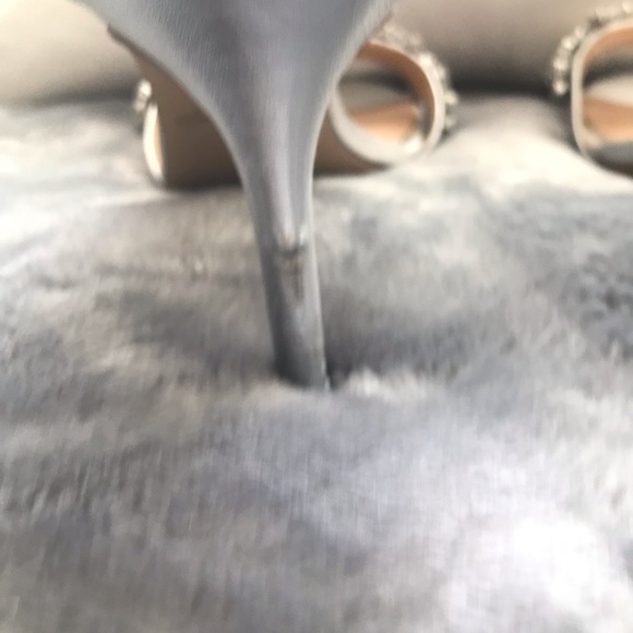 Jewel Badgley Mischka Heel - Picture 11 of 11